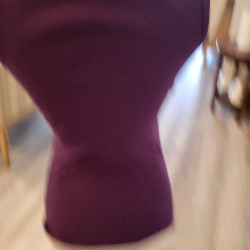 PURPLE RHINESTONE TWISTED CROSS TANK TOP SIZE MEDIUM NWOT - Picture 4 of 6
